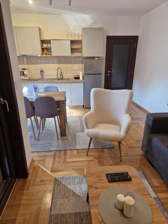 Mb Lux Apartment Vrnjačka Banja Екстериор снимка