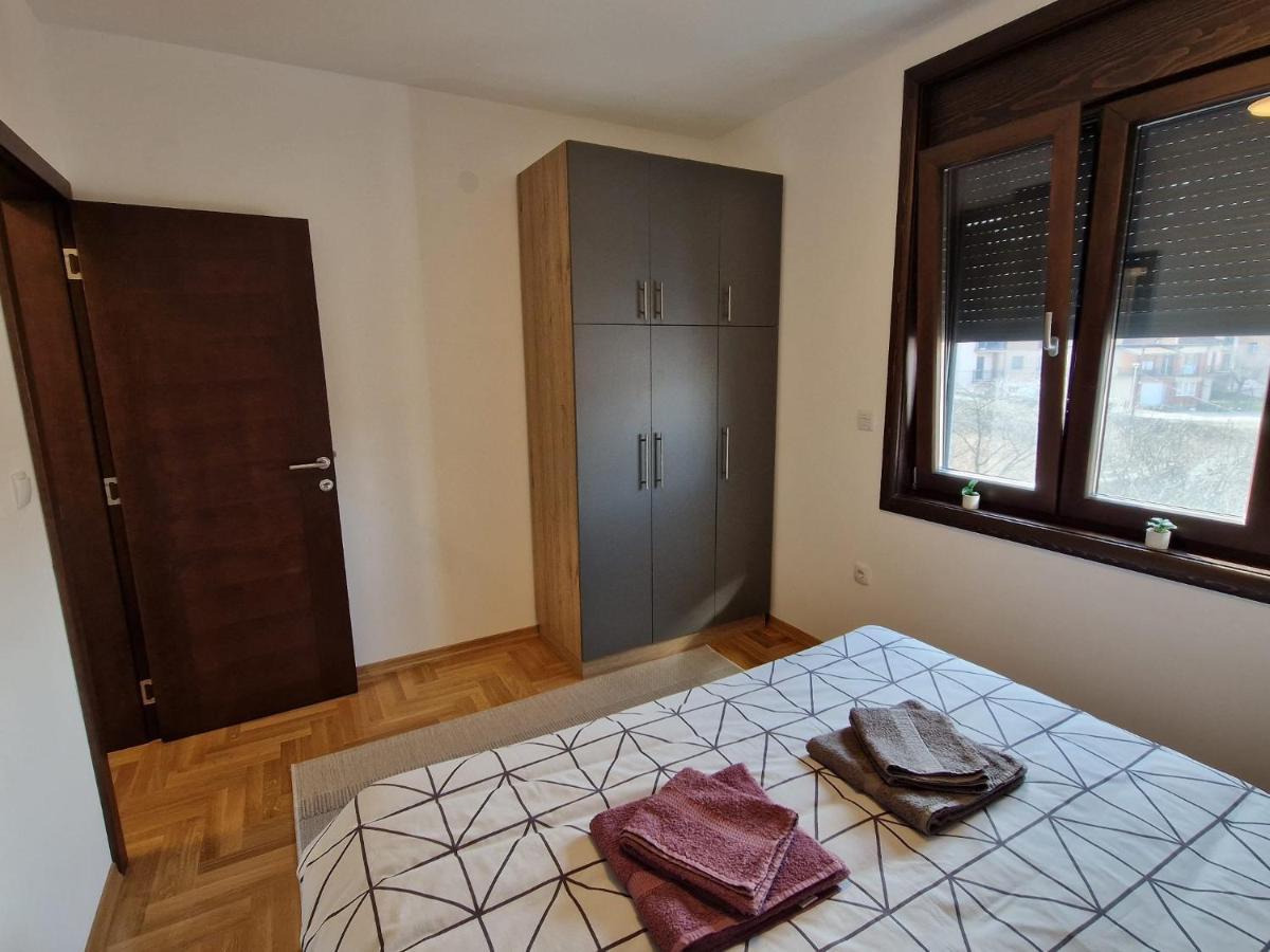 Mb Lux Apartment Vrnjačka Banja Екстериор снимка
